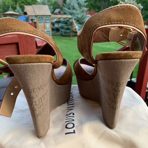 Louis Vuitton Canvas/Suede Brown Wedges 38 - Picture 3 of 8